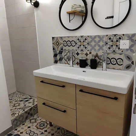 Les Citronniers Et Les Mimosas *